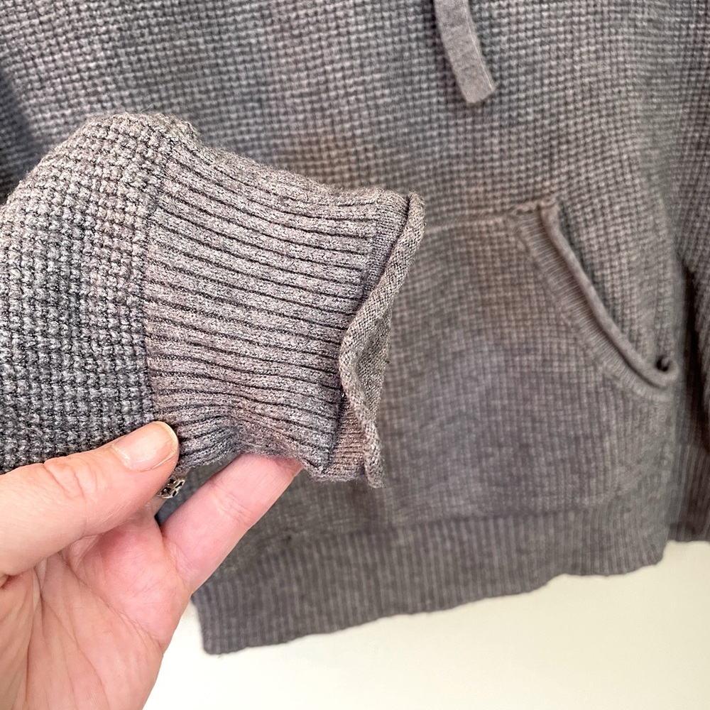 Love Ellie | Grey Hooded Sweater | Size Small - Picture 7 of 11